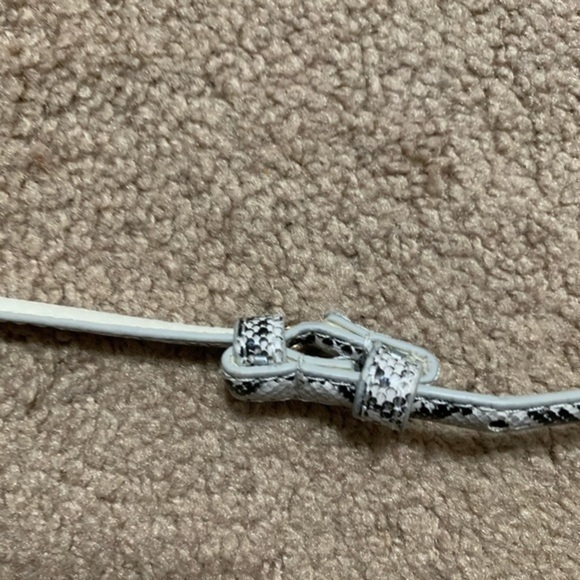 Animal Snake Print Thin Belt Size Small/Medium - Picture 5 of 7